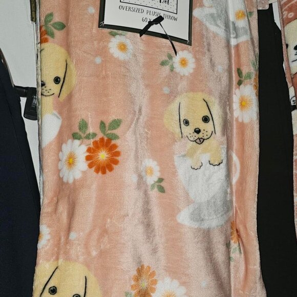 NEW!!! Pickle and dot blanket - Picture 3 of 4